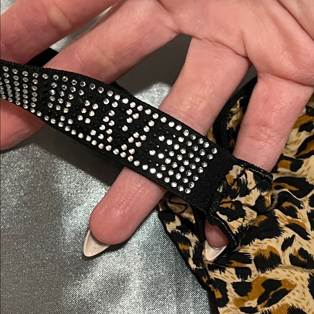 Leopard Print Thong with Rhinestone Elastic - Picture 4 of 8